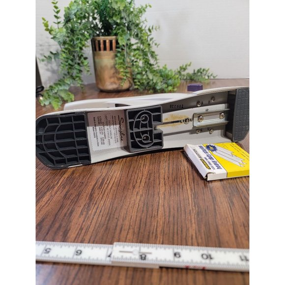 Swingline Heavy Duty Stapler, Model # 90010 - Picture 3 of 11